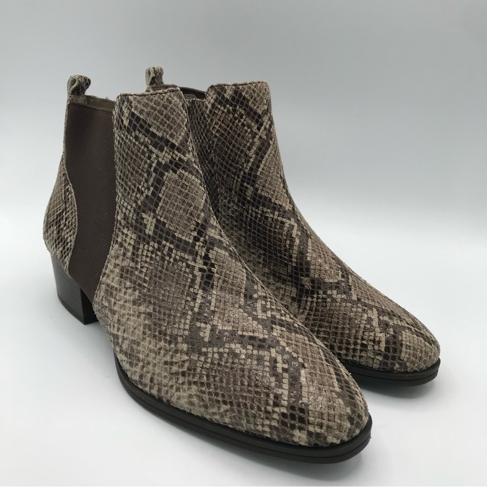 NWOB Aerosoles Criss Cross Leather Faux Snake Skin Chelsea Boots Women's 7 Tan